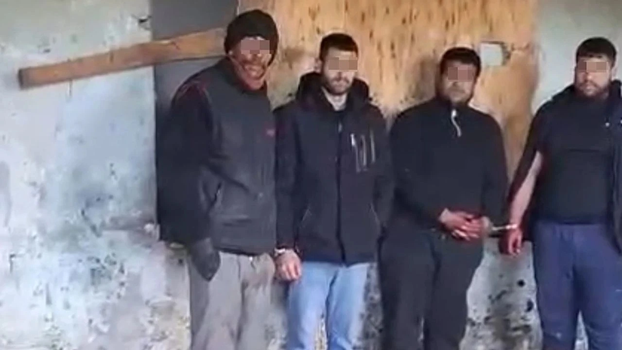 İzmir’de at eti keserken suçüstü yakalandılar