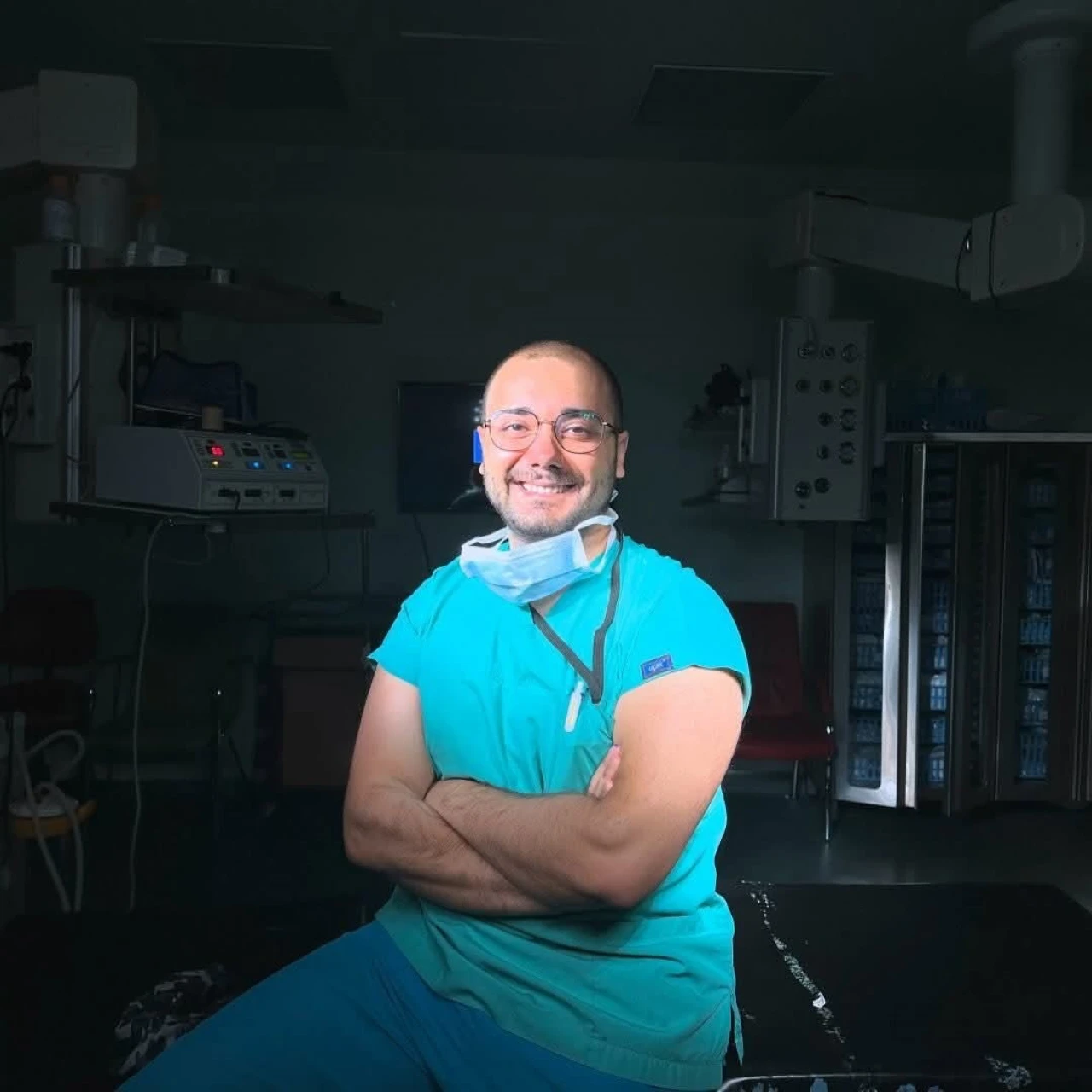 Hastane çalışanı uzman doktor bıçaklandı!