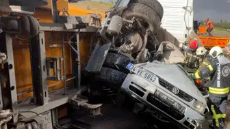 Zincirleme Trafik Kazası: 2 Kişi Hayatını Kaybetti