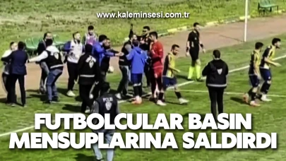 Futbolcular basın mensuplarına saldırdı