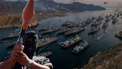 Devrim Muhafızları dediklerini yaptı! Tehdit sonrası peş peşe vurdular