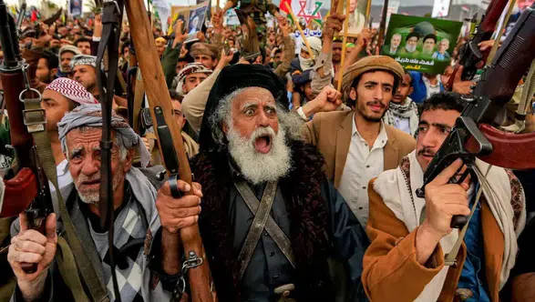 Husiler de savaşa katılıyor!