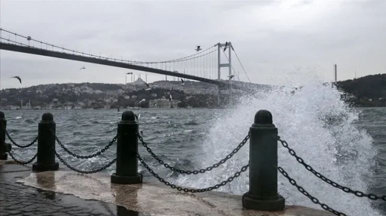 Marmara’da Fırtına Hayatı Olumsuz Etkiledi