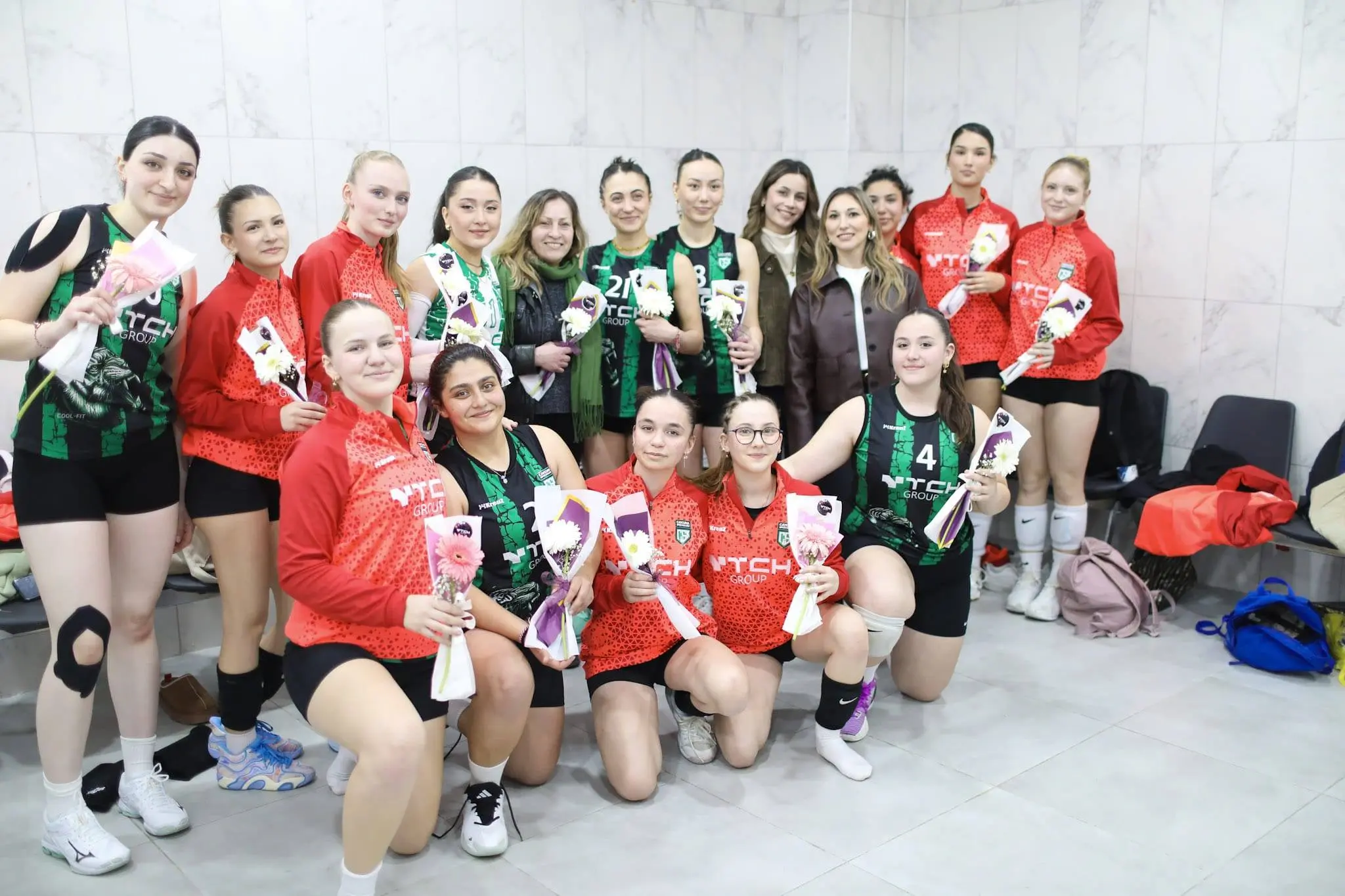voleybol ve yazı görseli olabilir