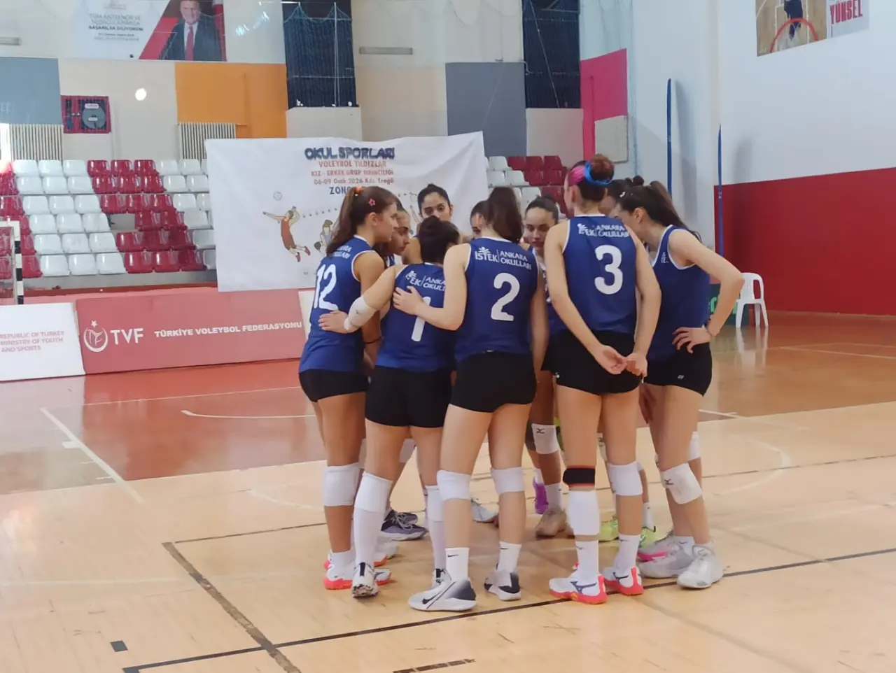 voleybol ve yazı görseli olabilir